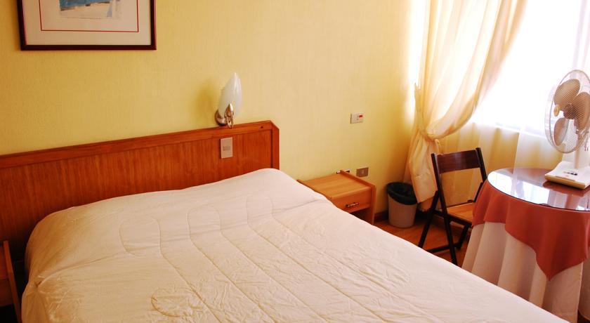 Hotel Jham Икике Экстерьер фото